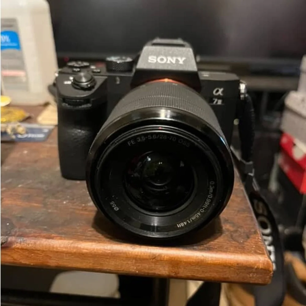 Black Fujifilm Mirrorless Camera